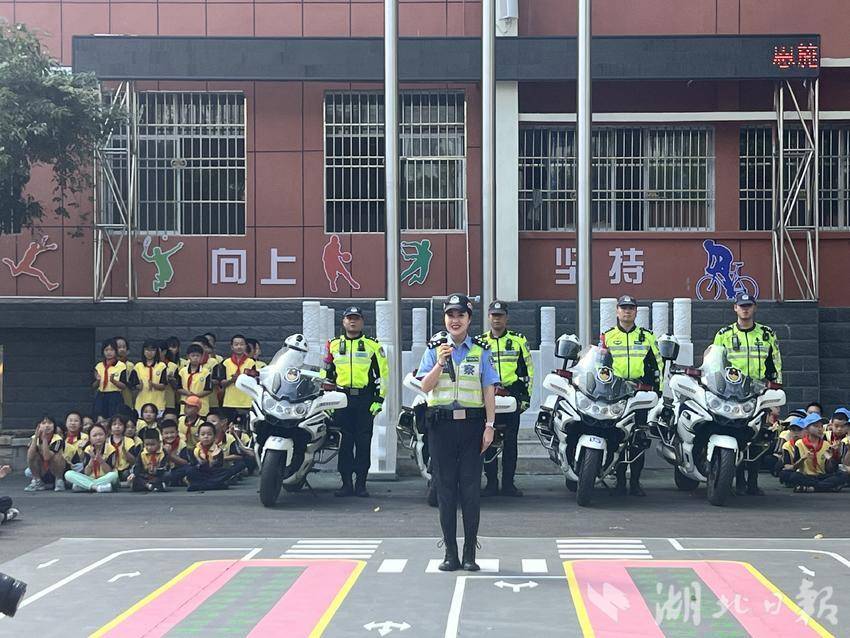 辰龙游戏官网首页